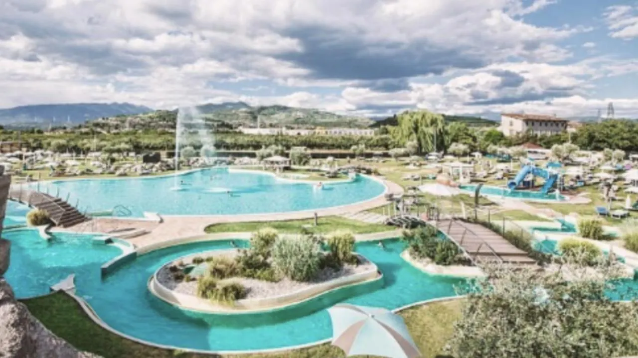 Villa Poggio Ulivo Pool-Apartments Rivoli Veronese إيطاليا