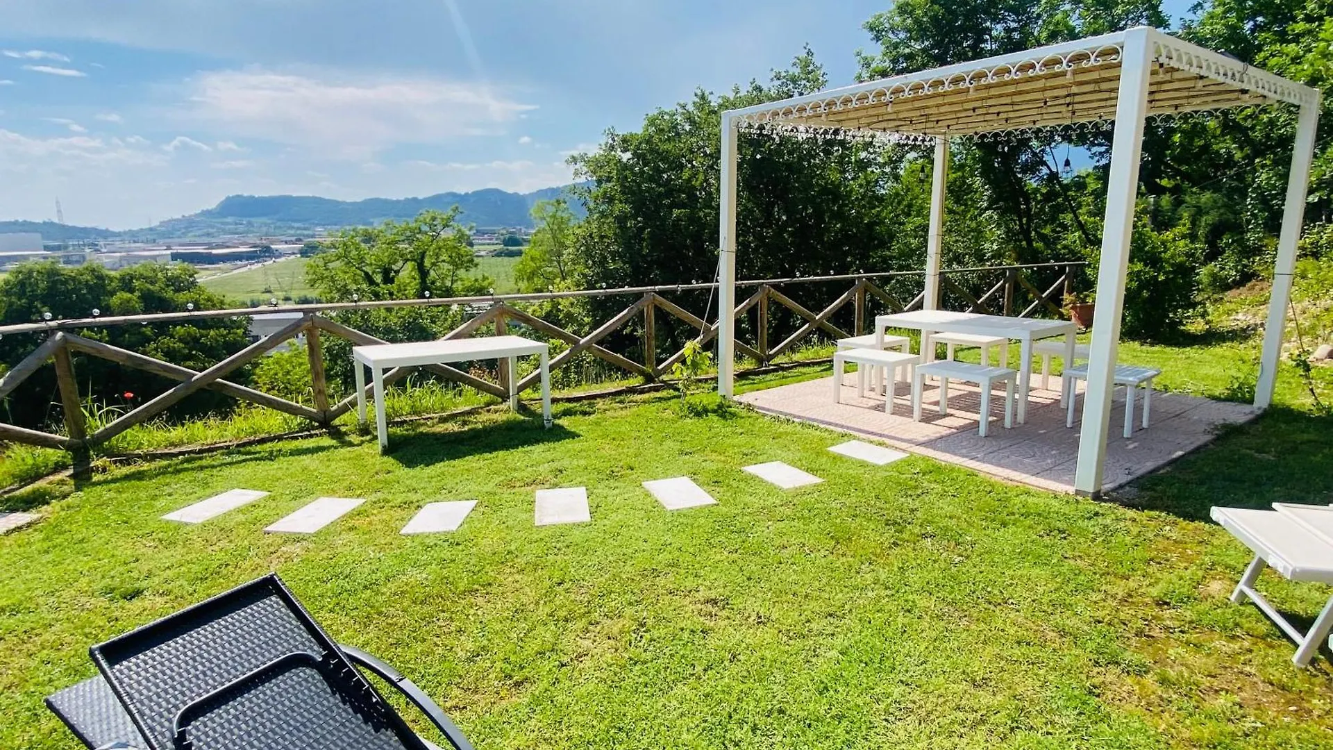 Villa Poggio Ulivo Pool-Apartments Rivoli Veronese