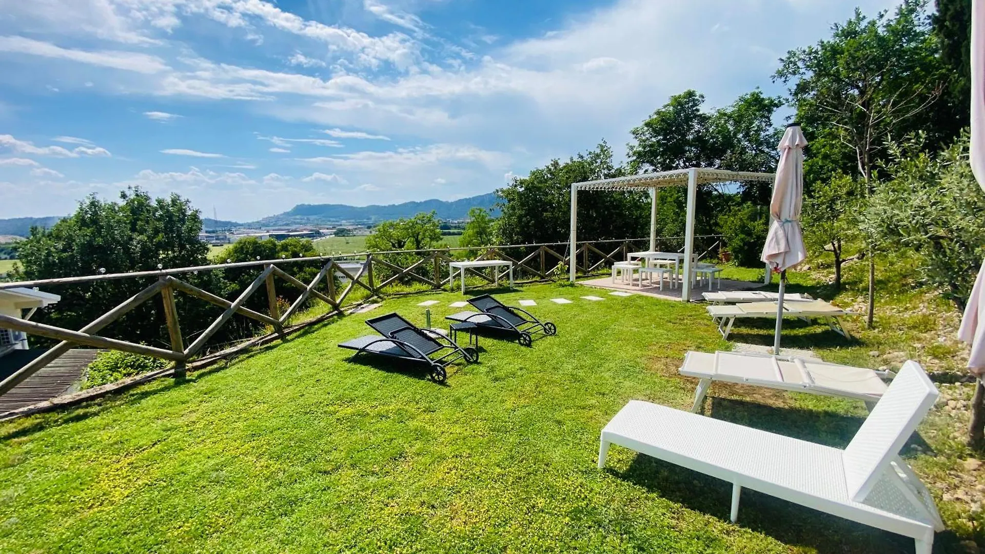 Apartamento Villa Poggio Ulivo Pool-Apartments Rivoli Veronese
